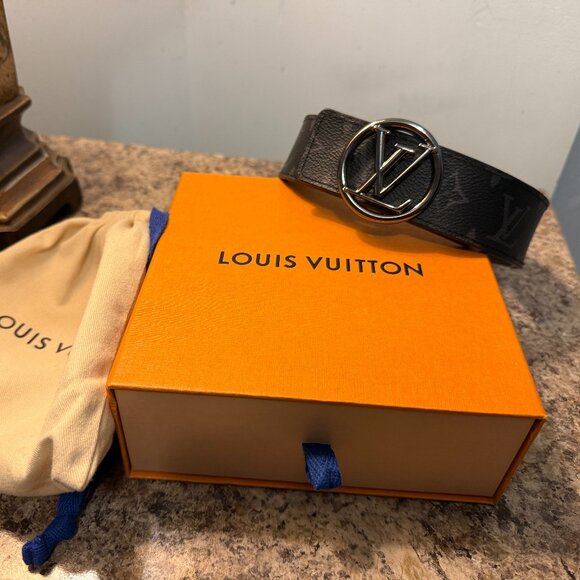 Louis Vuitton Monogram Eclipse Canvas LV Circle Reversible Belt